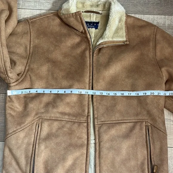 Haupt Outerwear made in Germany camel and shearling zip up inner outer pocket - Picture 15 of 15
